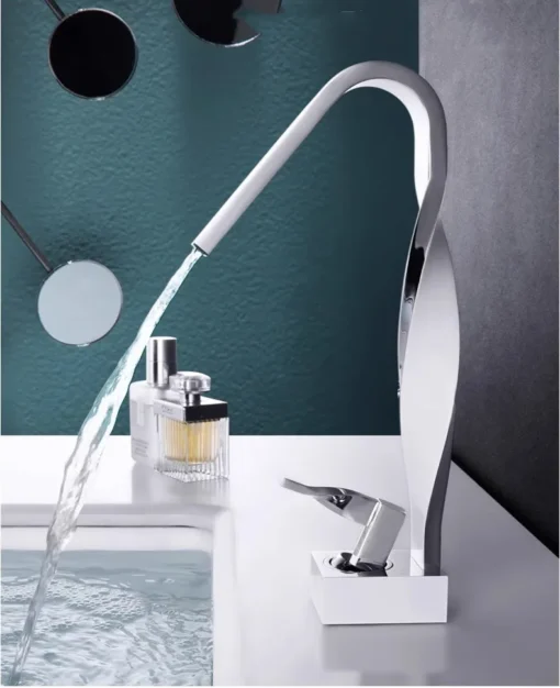 New Arrival Brush Gold Bathroom Basin Faucet Single Handle Single Hole Mixer Tap Deck Mounted Hot And Cold Tap Sink Faucet