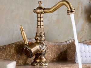 Antique Bronze Bathroom Faucet in USA